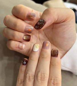 famenails d7 brown nude short nail art